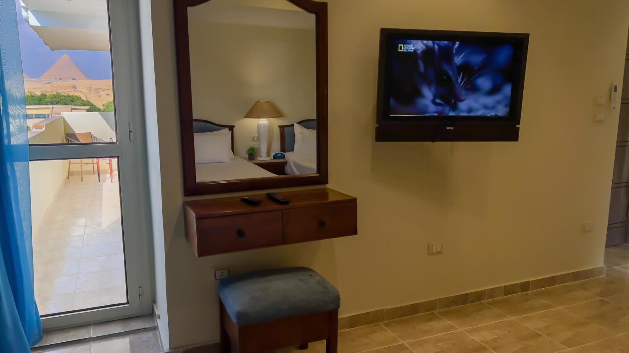 Giza Pyramids Inn Kafrat al Jabal Екстер'єр фото